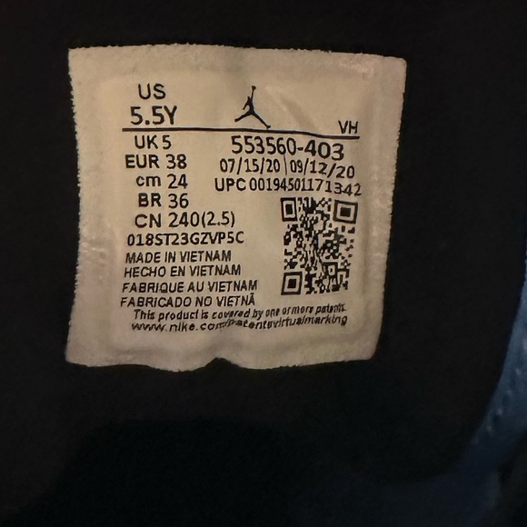 Jordan 1 Low UNC Black (GS) - Picture 6 of 11